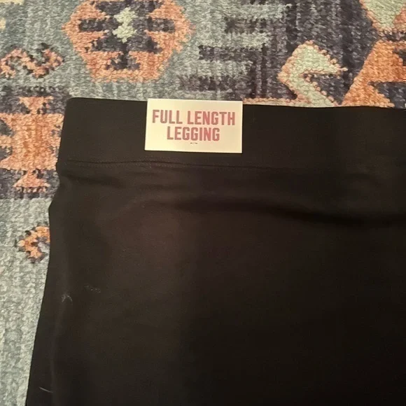 NWT Cotton Pink Victoria’s Secret Black Full Length Leggings - Picture 3 of 7